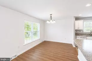 423 Honeysuckle Ln, Blue Bell, PA 19422 - Photo 10