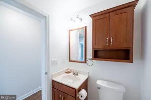 423 Honeysuckle Ln, Blue Bell, PA 19422 - Photo 34