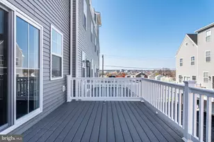 434 Hurst St, Bridgeport, PA 19405 - Photo 6