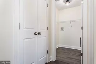 434 Hurst St, Bridgeport, PA 19405 - Photo 12