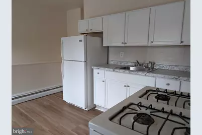 646 Chestnut Street #3, Pottstown, PA 19464 - Photo 1