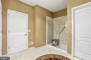 275 Country Club Dr, Telford, PA 18969 - Photo 34