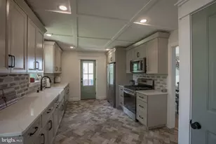 165 N 4th St, Souderton, PA 18964 - Photo 14