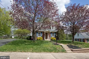 165 N 4th St, Souderton, PA 18964 - Photo 2