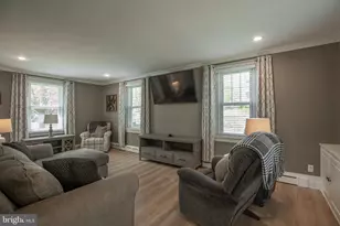 165 N 4th St, Souderton, PA 18964 - Photo 16