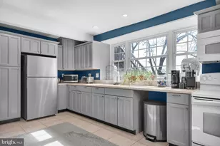 676 W Germantown Pike, Plymouth Meeting, PA 19462 - Photo 8