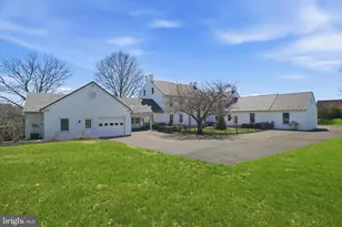 175 Waverly Ln, Harleysville, PA 19438 - Photo 10