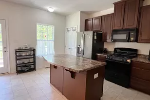 1126 Sageview Dr, Pottstown, PA 19464 - Photo 2