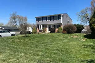 1617 Sylvan Dr, Blue Bell, PA 19422 - Photo 2