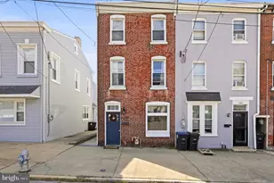343 Spring Mill Ave, Conshohocken, PA 19428 - Photo 2
