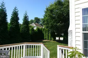 331 Quail Dr N, Phoenixville, PA 19460 - Photo 10