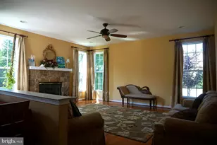 331 Quail Dr N, Phoenixville, PA 19460 - Photo 6