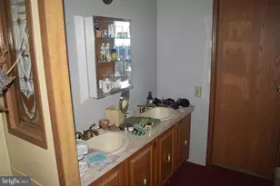 613 Stream View Dr, North Wales, PA 19454 - Photo 12