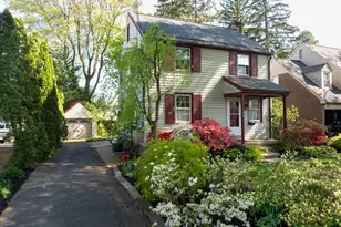 613 Crescent Ave, Glenside, PA 19038 - Photo 2