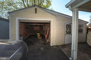18 Mulberry Ln, Plymouth Meeting, PA 19462 - Photo 32
