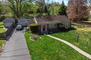 18 Mulberry Ln, Plymouth Meeting, PA 19462 - Photo 4