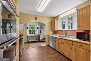 6 Overbrook Pkwy, Wynnewood, PA 19096 - Photo 16
