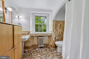 6 Overbrook Pkwy, Wynnewood, PA 19096 - Photo 30