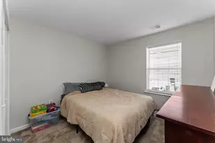 2058 Berkeley Dr, Pennsburg, PA 18073 - Photo 14