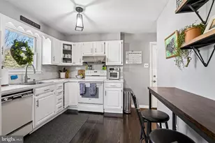 3715 Round Meadow, Hatboro, PA 19040 - Photo 12
