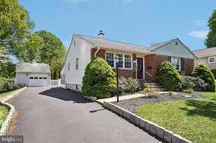 3715 Round Meadow, Hatboro, PA 19040 - Photo 4