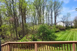 19 Viburnum Ct, Lafayette Hill, PA 19444 - Photo 2