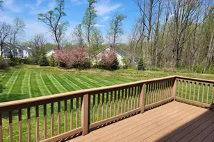 19 Viburnum Ct, Lafayette Hill, PA 19444 - Photo 4