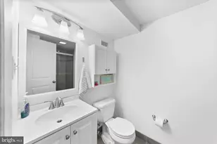 10219 Valley Forge Cir, King of Prussia, PA 19406 - Photo 18