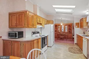 308 Hidden Springs Dr, Souderton, PA 18964 - Photo 14