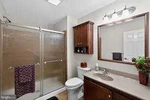 411 Honeysuckle Ln, Blue Bell, PA 19422 - Photo 20