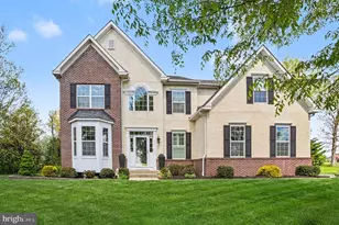 825 Clubhouse Dr, Harleysville, PA 19438 - Photo 6
