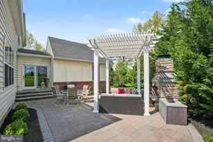 825 Clubhouse Dr, Harleysville, PA 19438 - Photo 10