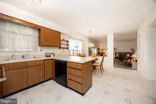 892 Carriage Way, Lansdale, PA 19446 - Photo 12