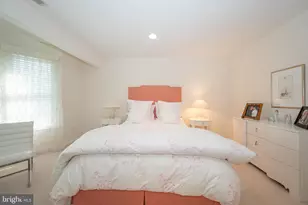 416 Spring Garden Ln, Conshohocken, PA 19428 - Photo 18