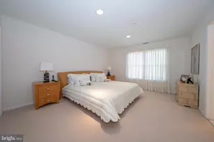 416 Spring Garden Ln, Conshohocken, PA 19428 - Photo 16