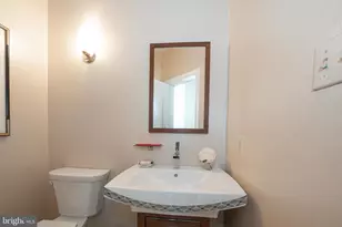416 Spring Garden Ln, Conshohocken, PA 19428 - Photo 20