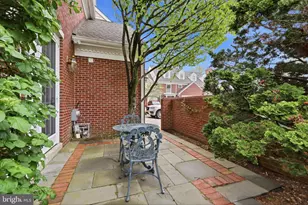 210 Westminster Pl, Ambler, PA 19002 - Photo 8