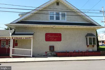 427 N Chestnut Street, Lansdale, PA 19446 - Photo 1