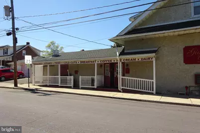 427 N Chestnut Street, Lansdale, PA 19446 - Photo 4