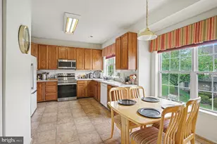 44 Stuart Dr, Norristown, PA 19401 - Photo 16