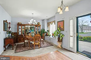44 Stuart Dr, Norristown, PA 19401 - Photo 6