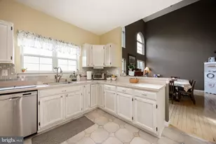 356 Robin Ln, Collegeville, PA 19426 - Photo 14