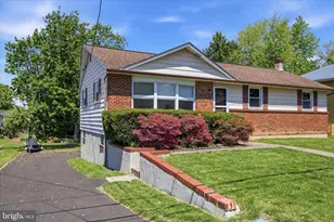 1926 Lukens Ave, Willow Grove, PA 19090 - Photo 2