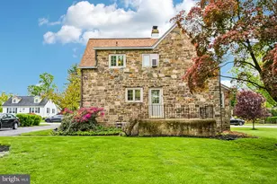 123 Montgomery Ave, Norristown, PA 19401 - Photo 8