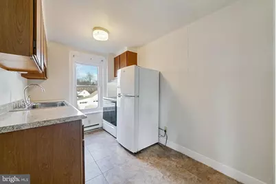 301 E Vine Street, Pottstown, PA 19464 - Photo 4