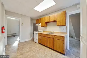 301 E Vine St, Pottstown, PA 19464 - Photo 16