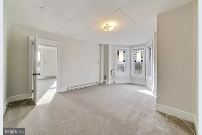 301 E Vine Street, Pottstown, PA 19464 - Photo 2