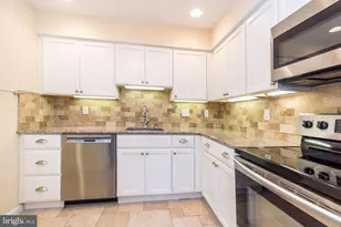 2407 Noras Ct, North Wales, PA 19454 - Photo 8