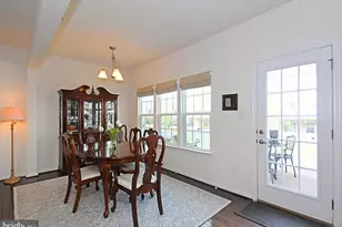 1717 Lisa Ct, Hatfield, PA 19440 - Photo 8