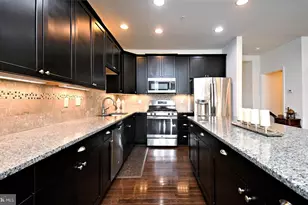 1717 Lisa Ct, Hatfield, PA 19440 - Photo 4